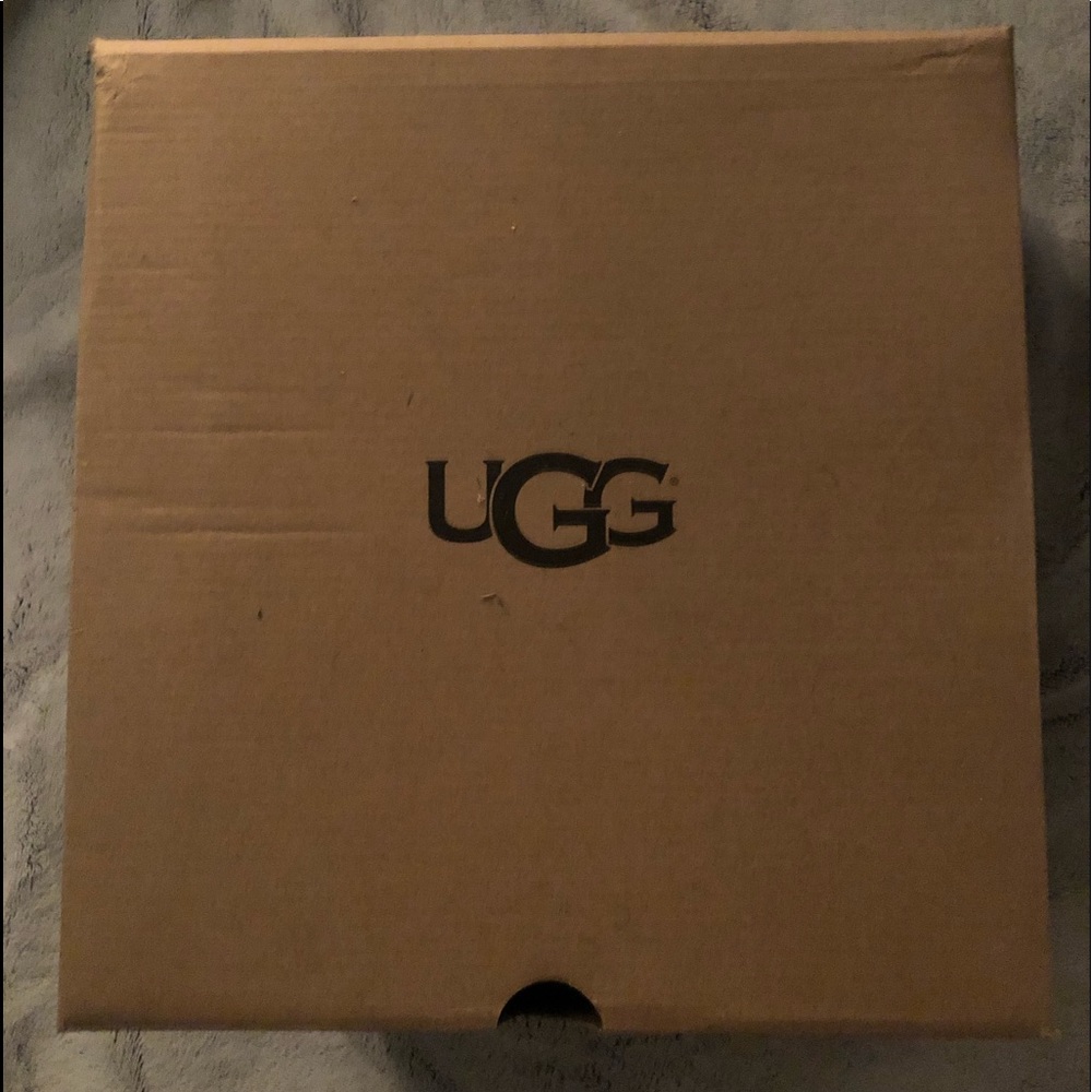 Ugg Rainboots - Picture 2 of 5